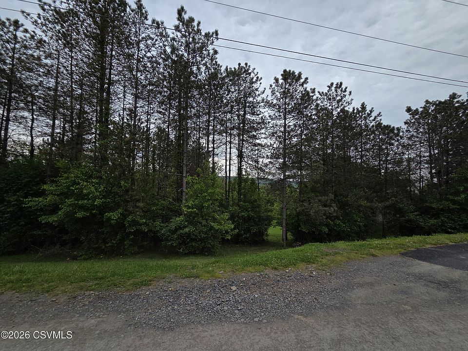 2nd image of 1 Meadow Ln