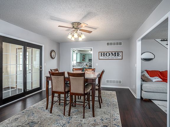 4th image of 1319 Belmont Ave