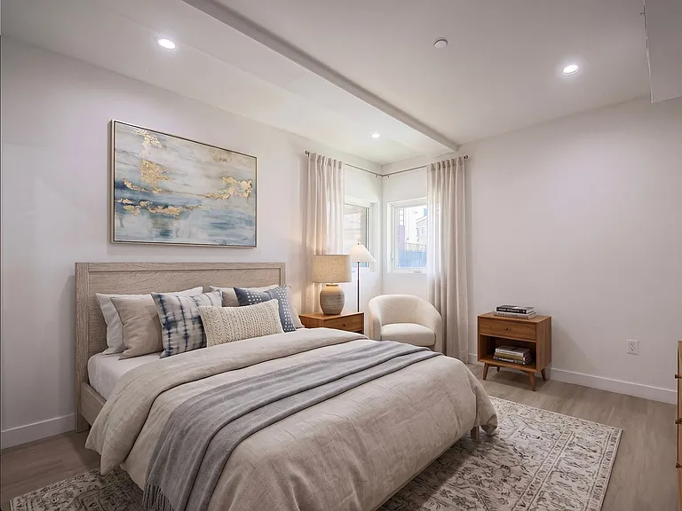 Luxury 2026 Townhomes with Massive Bedrooms + Decks with Views — Photo 13