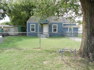 1607 SW 7th St, Lawton, OK 73501