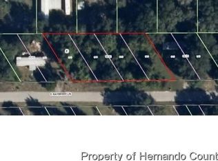 8049 E Bayberry Ln, Floral City, FL 34436