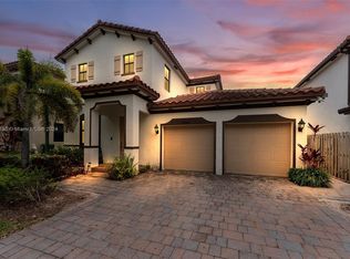 15266 SW 173rd Ln, Miami, FL 33187