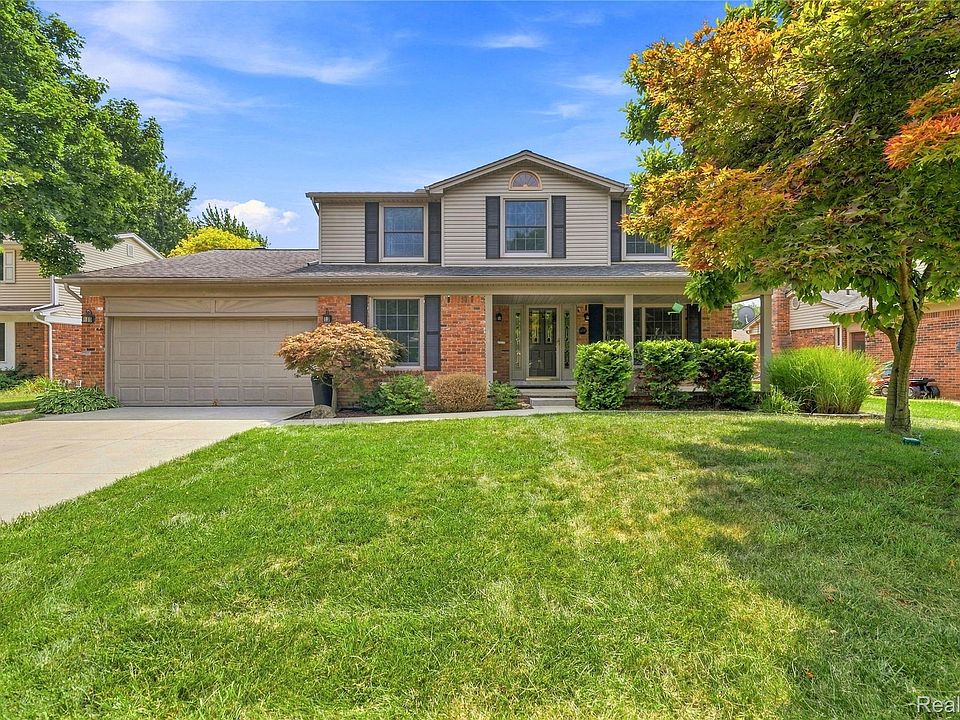 1st image of 2066 Jeffrey Dr