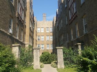 6323 N Mozart St APT 1, Chicago, IL 60659