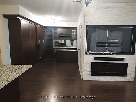 3rd image of 9245 Jane St #701