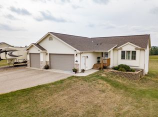 6529 Copper Ridge Ln, Bismarck, ND 58504