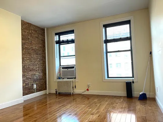 Rented by Oxford Property Group | media 16