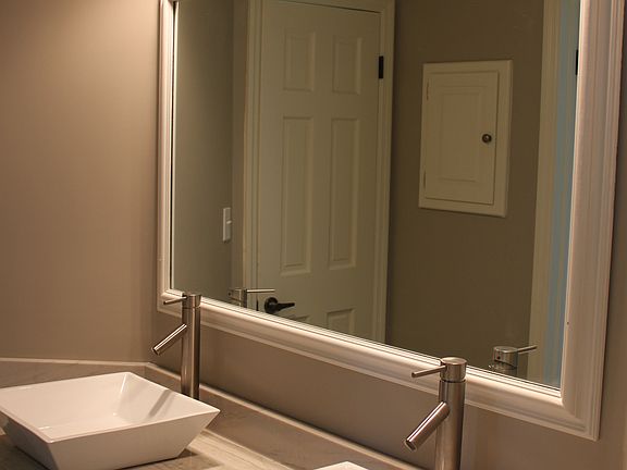 5th image of 8706 Rosewood Dr