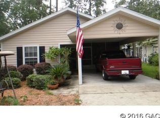 8817 NW 40th Cir, Gainesville, FL 32653
