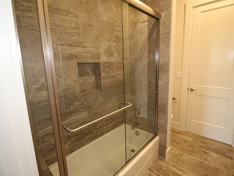 2104 Las Palmas — Photo 20