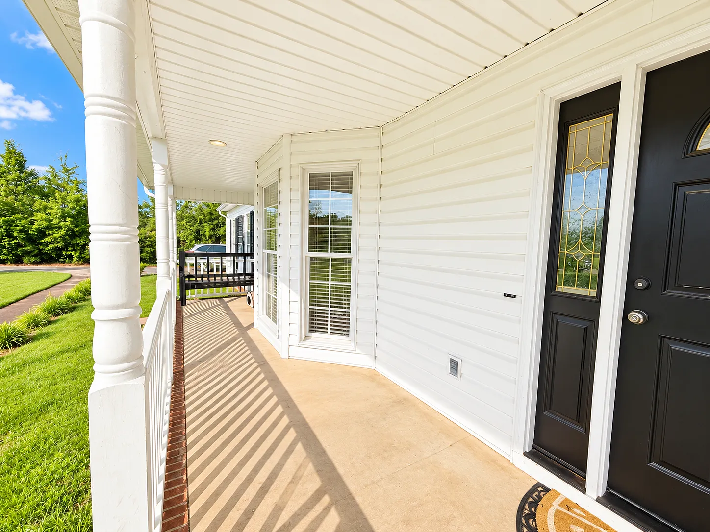4 bed, 2275 sqft, $2,245 — Photo 4