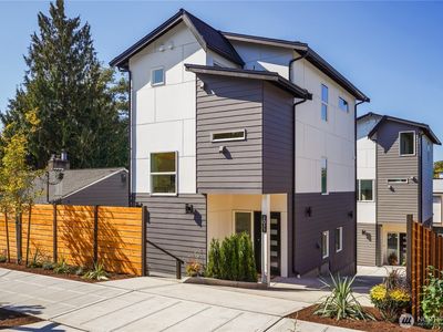 9011 14th Avenue SW, Seattle, WA, 98106