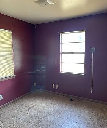 4th image of 2707 Lagoon Dr