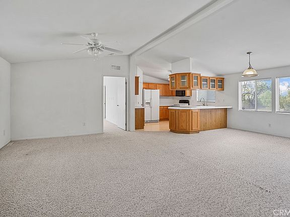 5th image of 2924 E South Bear Creek Dr