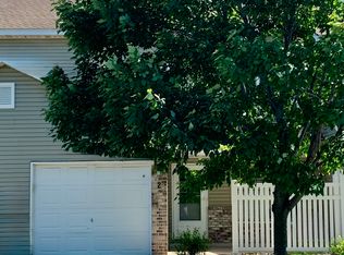 14881 58th St N APT 2D, Stillwater, MN 55082