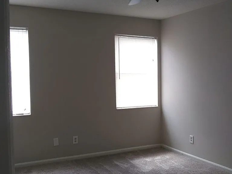 103 Forest Rd — Photo 16