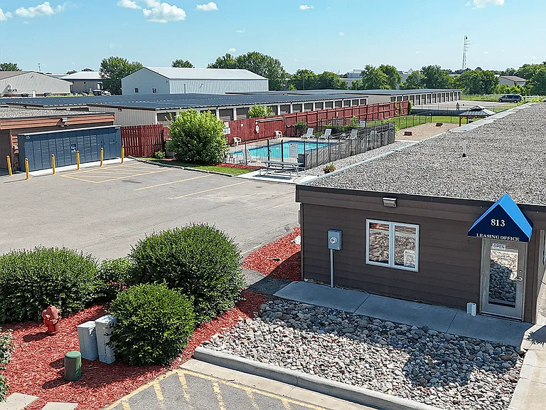 The Gatewood Leasing Office