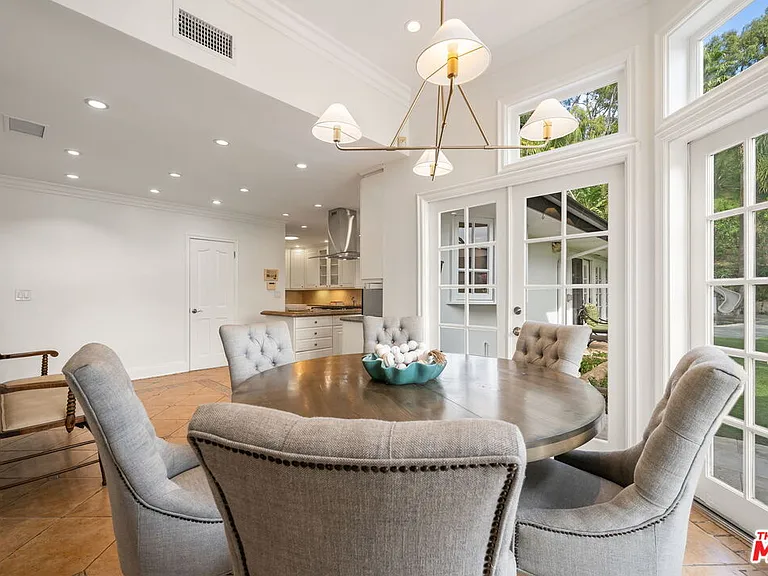 9023 Alto Cedro Dr — Photo 29