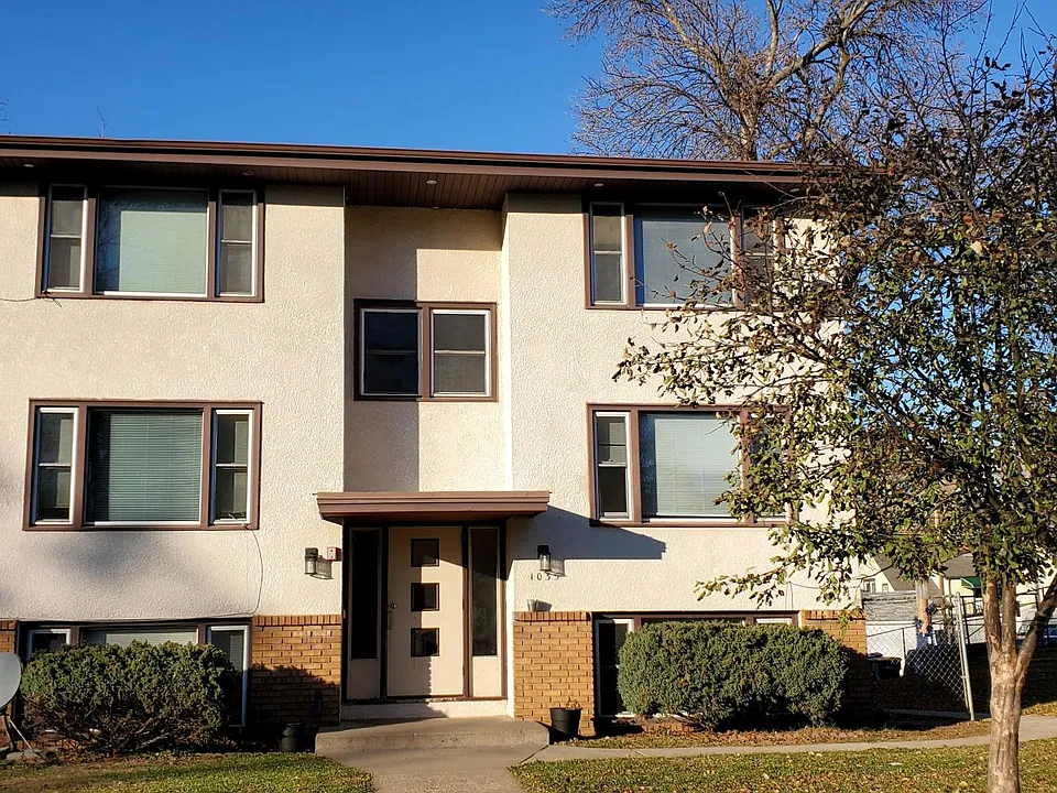 1035 Peters Pl #3