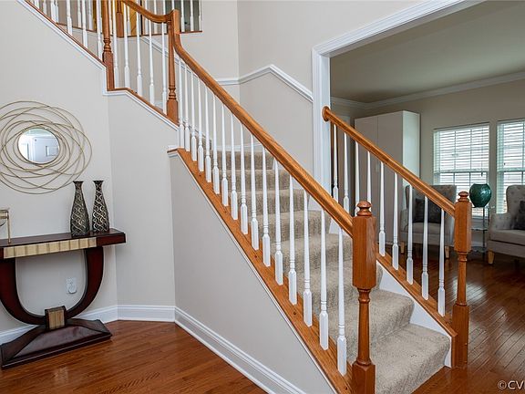 4th image of 4938 Amberwell Place Gln