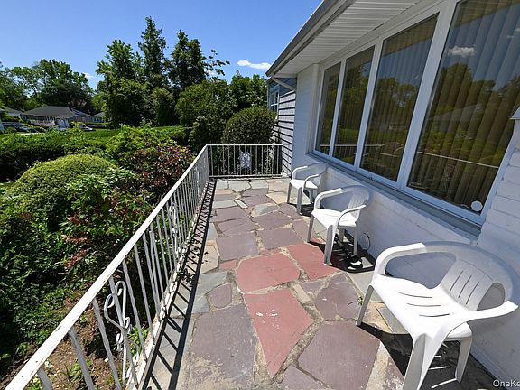 5th image of 14 Webb Hill Road
