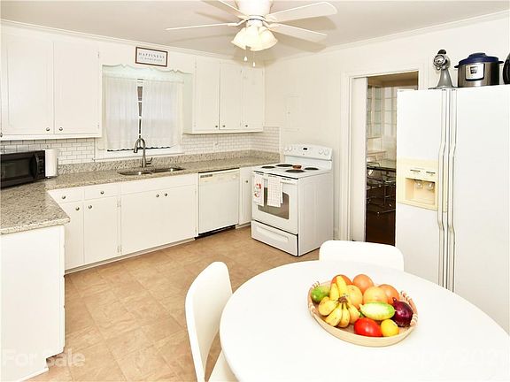 4th image of 681 Bost St