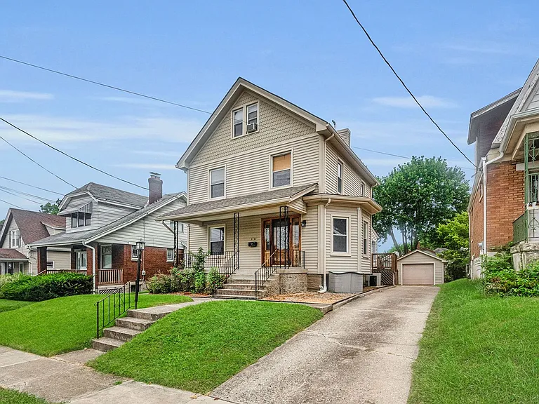3940 Delmar Ave — Photo 2