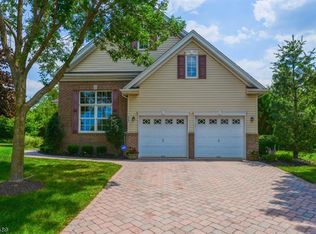 13 Revere Ln, Somerset, NJ 08873