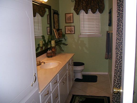 5th image of 4045 E Goldenrod Dr