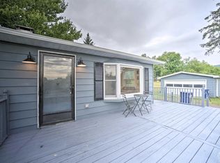 871 Mail Route Rd, Prattsville, NY 12468