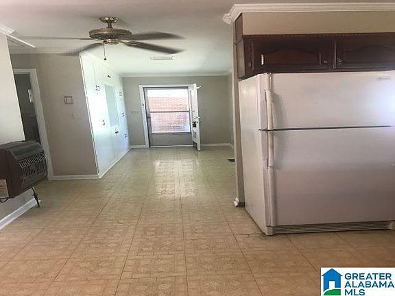 5th image of 160 Cloudmont Ln