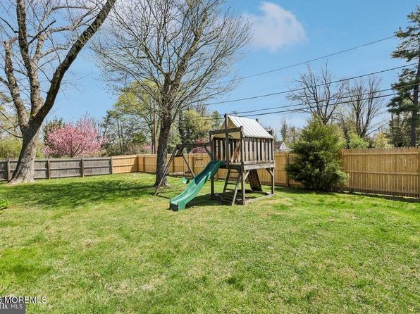 113 Adams Dr