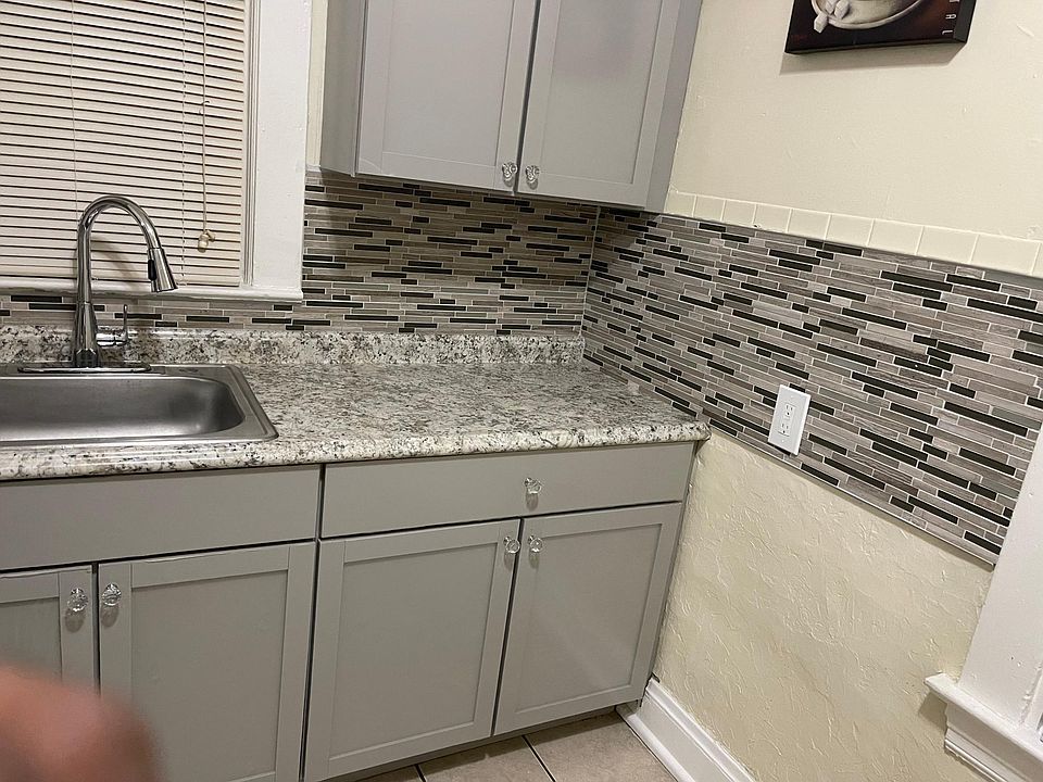 2nd image of 3460 W 65th St #1