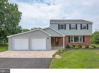 530 McCarty Dr, Furlong, PA 18925
