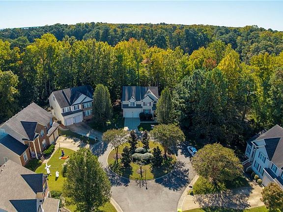 3rd image of 13434 Waters Edge Ct