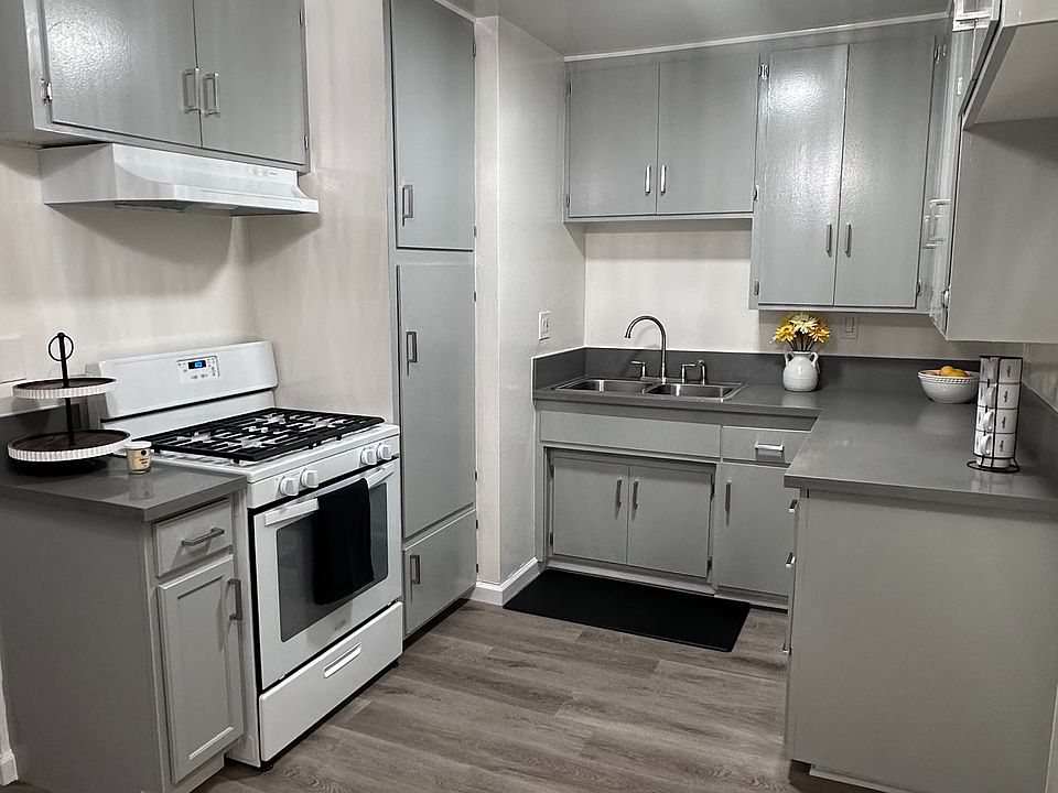 2nd image of 1164 W Duarte Rd #18