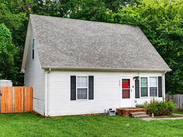 313 Lafayette Point Cir, Clarksville, TN 37042