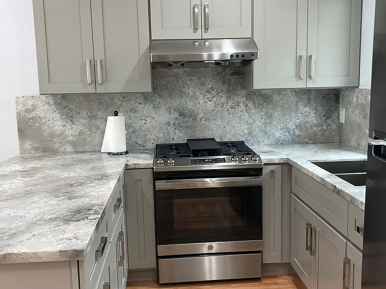 218 Electric Ave #A — Photo 4