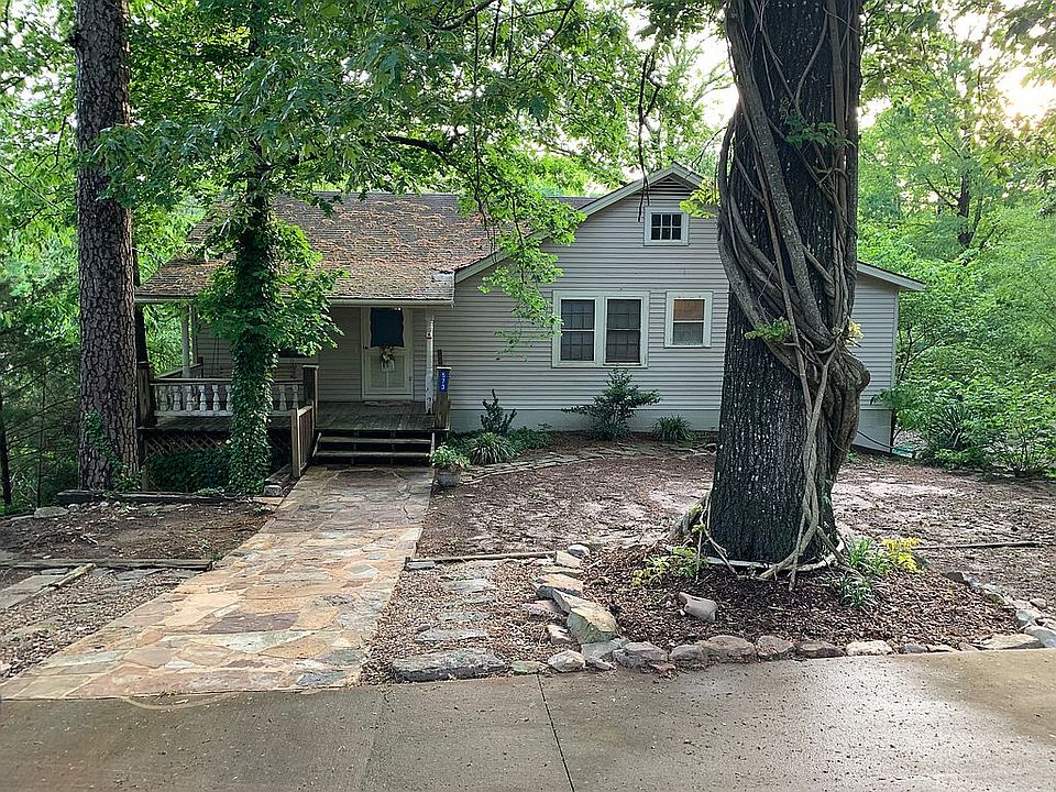 1st image of 573 Kirschwood Dr