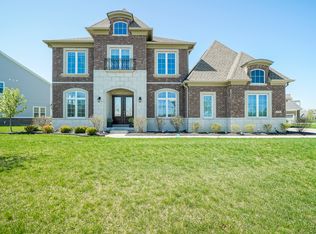 3539 Rosendale Dr, Carmel, IN