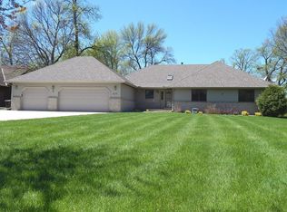 420 Campbell Ln NW, Hutchinson, MN 55350