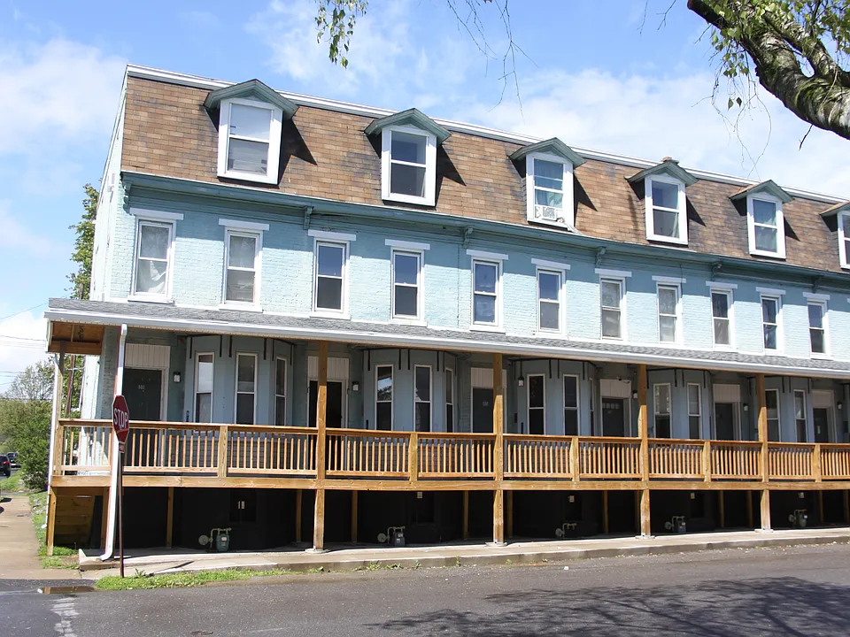 817 Wilson St