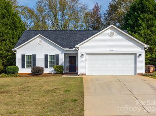 819 Prestwick Dr, Rock Hill, SC 29730