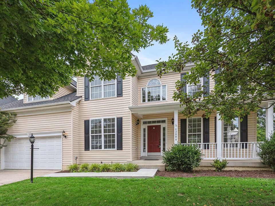 1st image of 42806 Songbird Ct