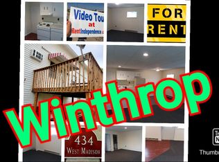 434 W Madison St #3, Winthrop, IA 50682