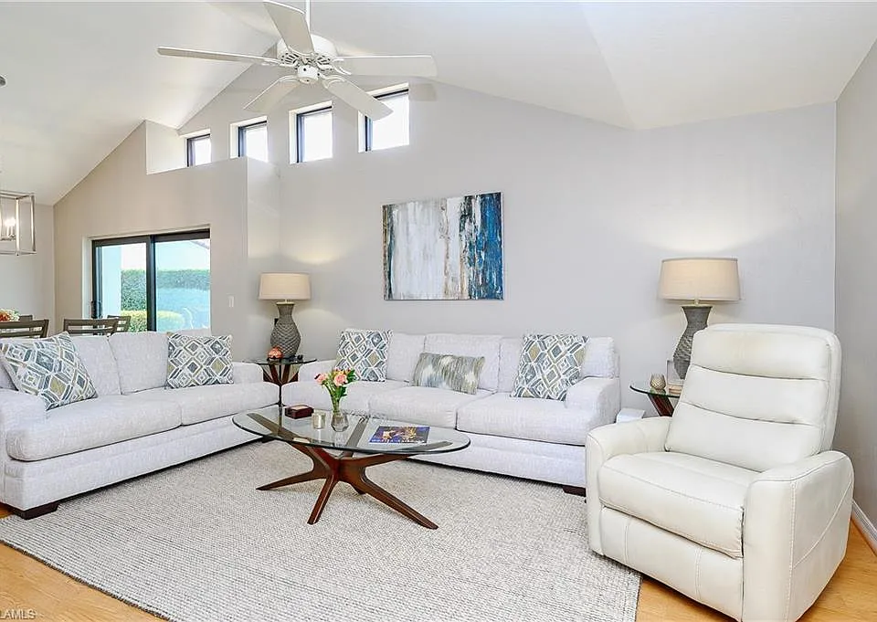 524 Beachwalk Cir