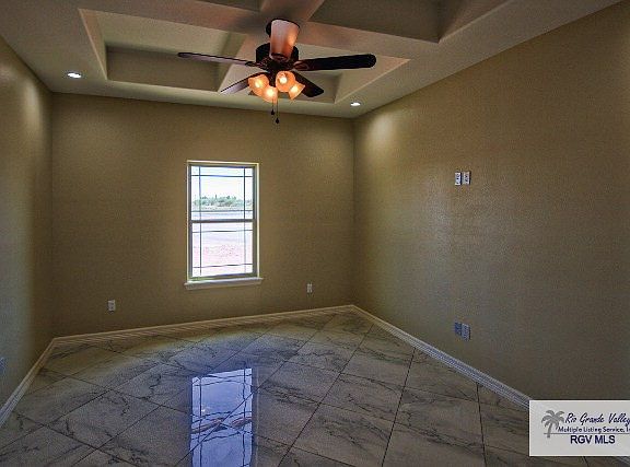 4th image of 6853 Villa De Jardin