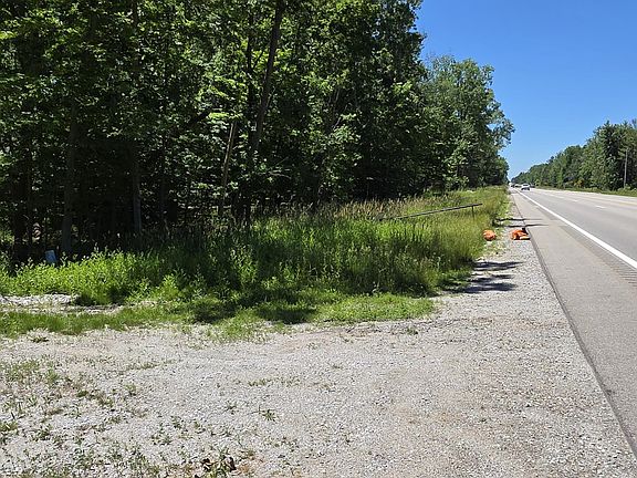 3rd image of 8250 Forteen Mile Rd NE