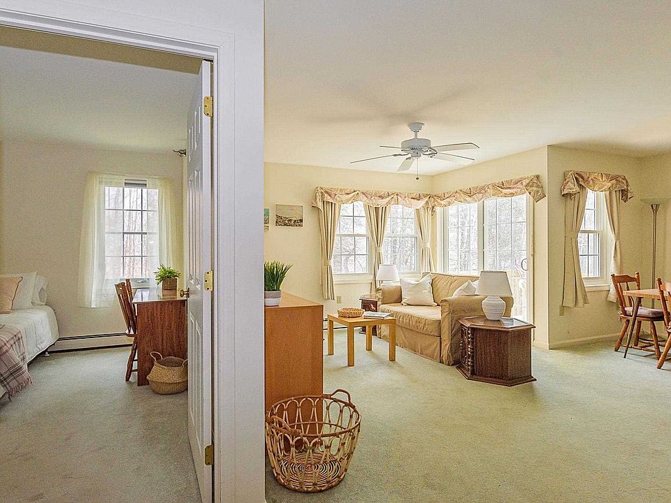 Lyon Brook Condominiums 332 Parkside Rd New London NH Zillow