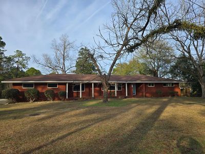 911 W Roanoke Dr, Fitzgerald, GA, 31750